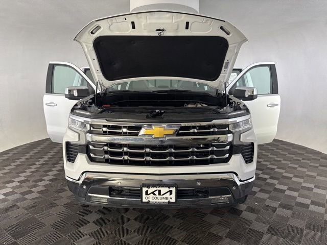 Used 2022 Chevrolet Silverado 1500 LTZ w/ LTZ Convenience Package II image 13