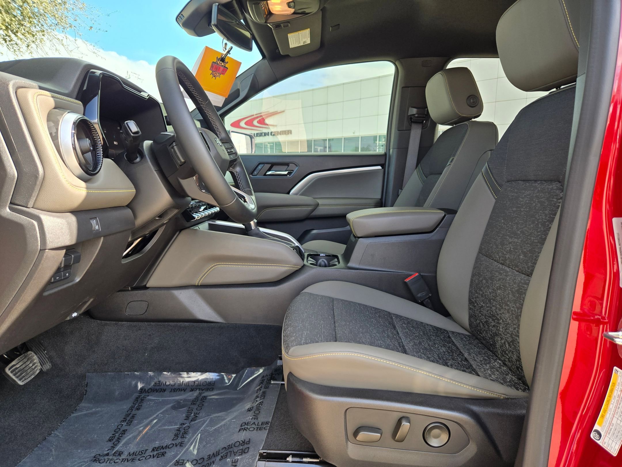 Certified 2024 Chevrolet Colorado ZR2 w/ Technology Package image 9