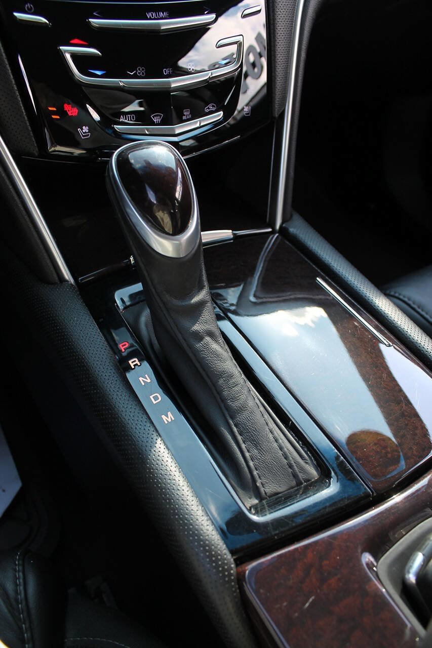 Used 2017 Cadillac XTS Luxury image 34