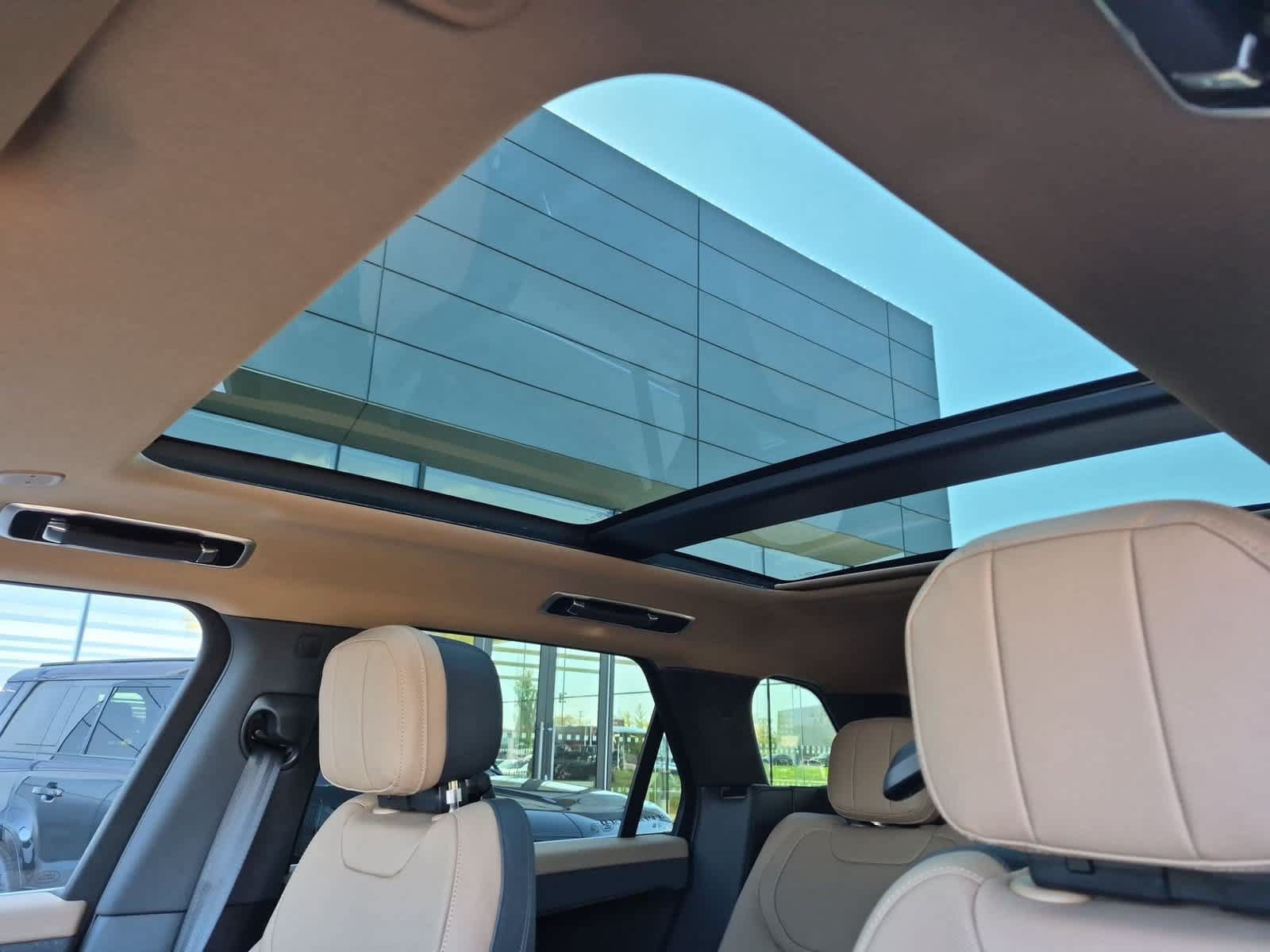 New 2027 Land Rover Range Rover Sport Dynamic SE AWD/4WD image 19