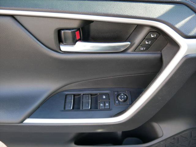 Certified 2022 Toyota RAV4 Limited image 17