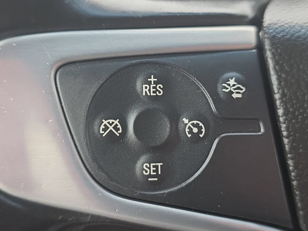 Used 2018 GMC Yukon SLT AWD/4WD image 32