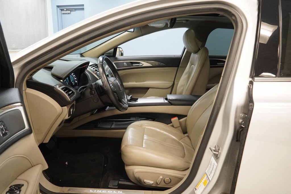 Used 2017 Lincoln MKZ Reserve w/ Climate Package image 5