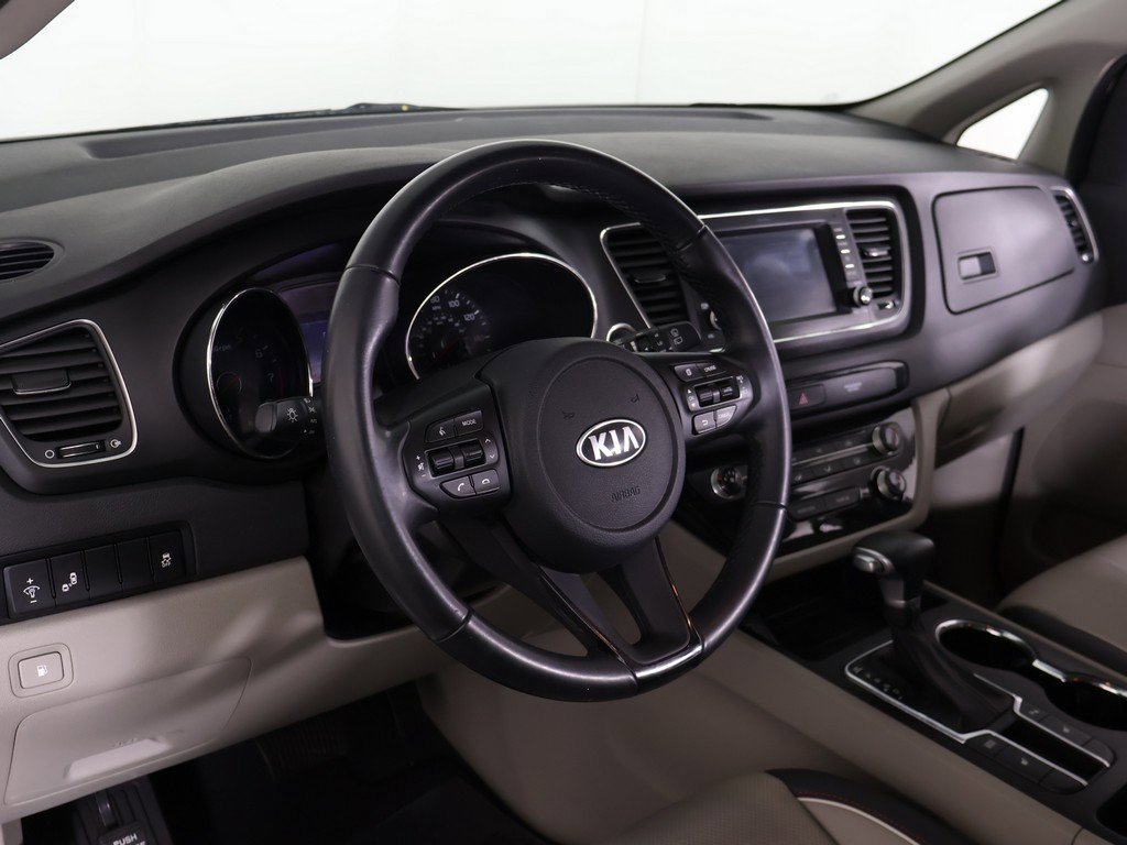Used 2019 Kia Sedona EX image 23