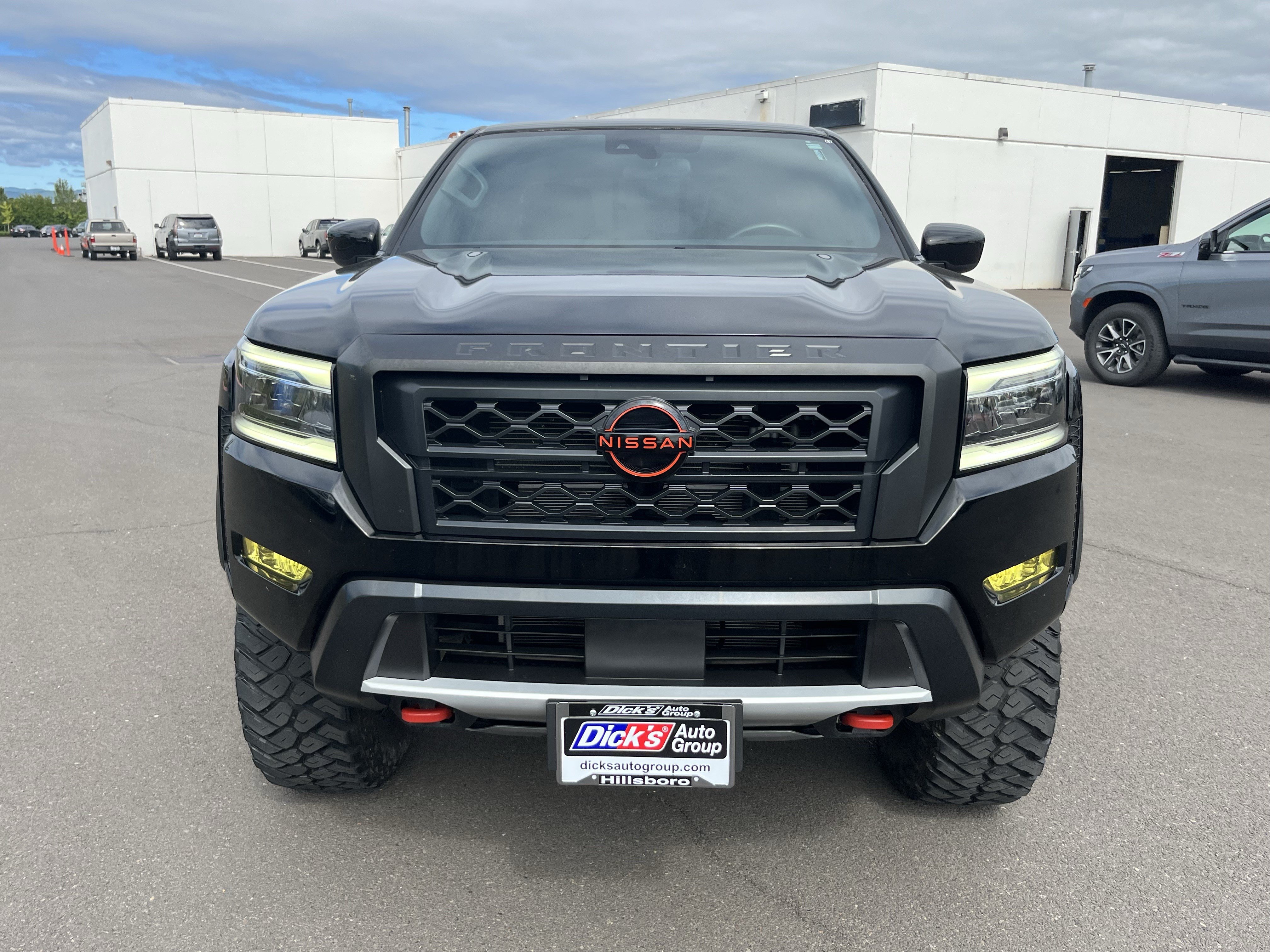 Used 2022 Nissan Frontier PRO-4X w/ Off-Road Protection Package AWD/4WD image 8