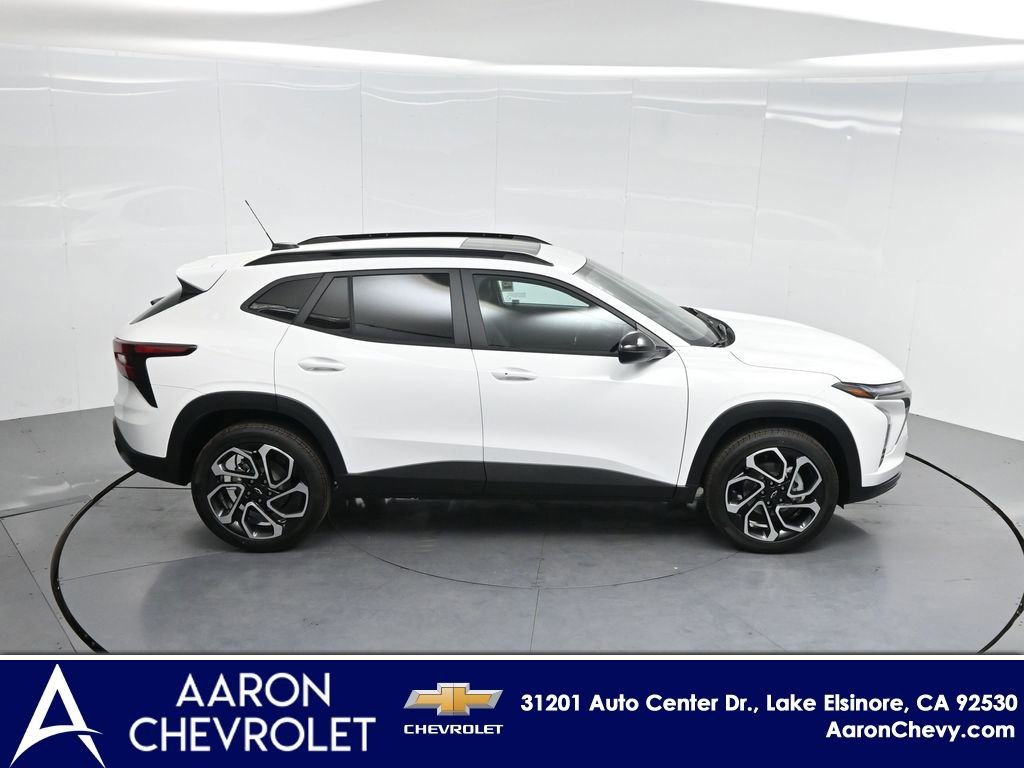 New 2026 Chevrolet Trax RS w/ Sunroof Package FWD image 50