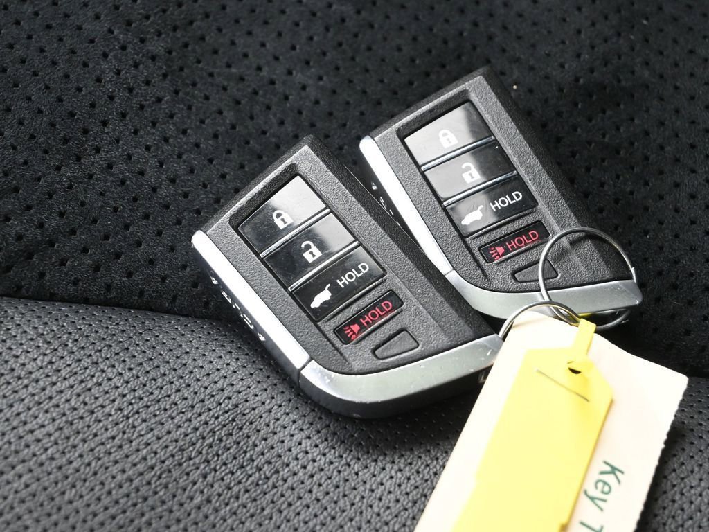 Used 2023 Acura MDX A-Spec image 17