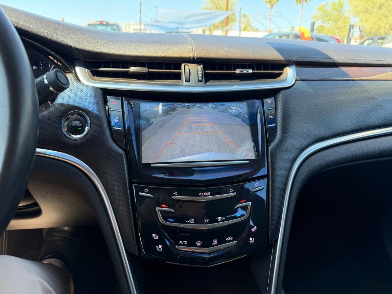 Used 2014 Cadillac XTS Luxury AWD/4WD image 25