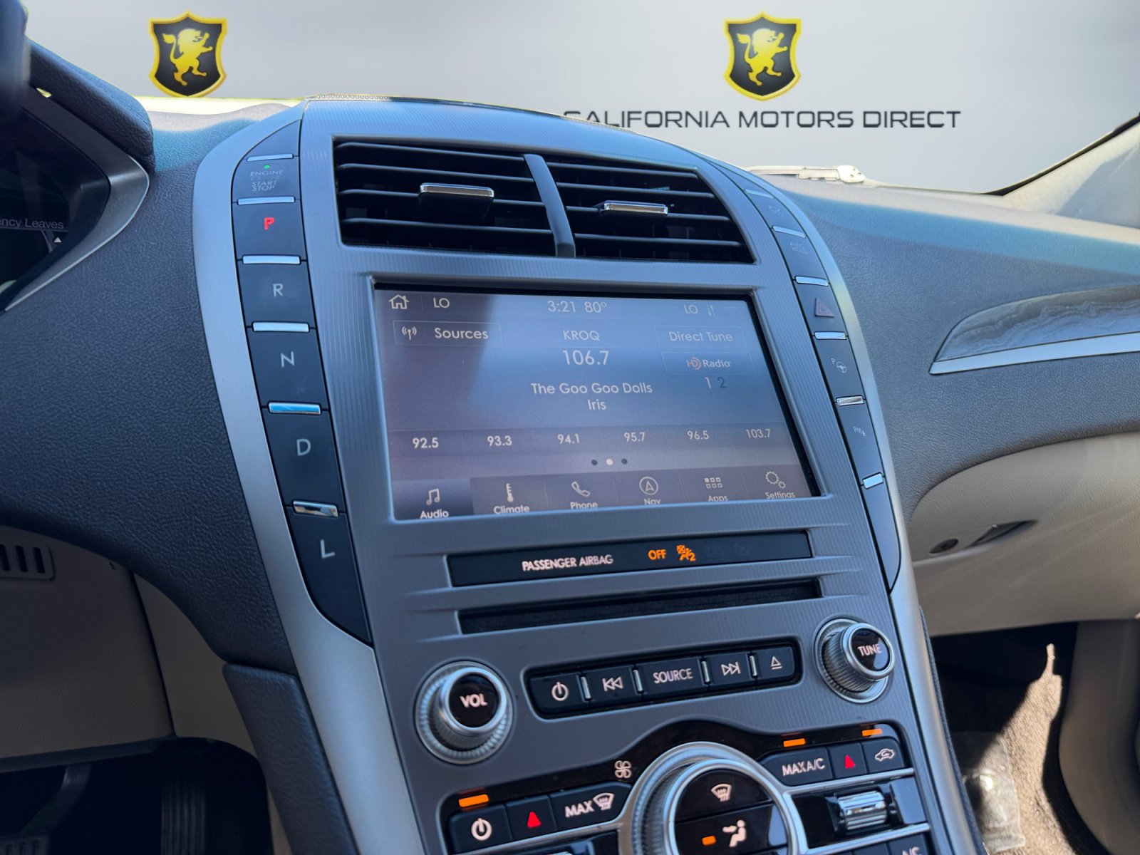 Used 2020 Lincoln MKZ Reserve w/ Luxury Package FWD image 13