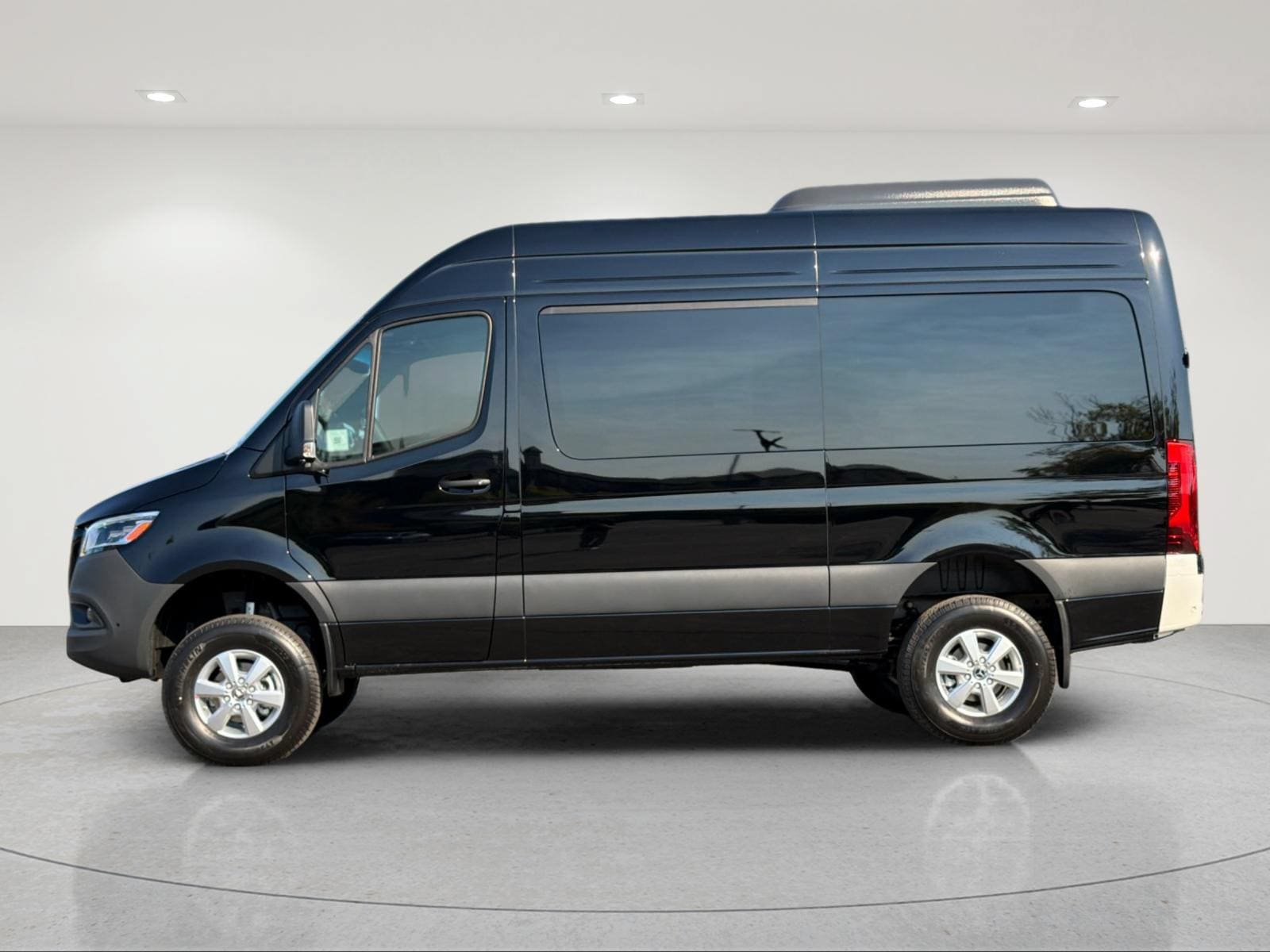 New 2026 Mercedes-Benz Sprinter 2500 image 2