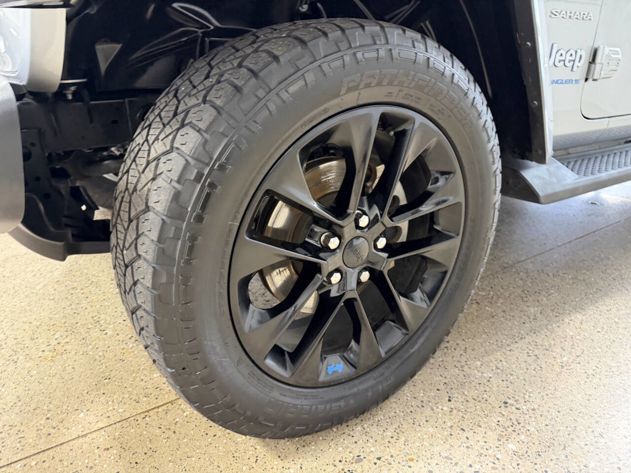 Used 2023 Jeep Wrangler Unlimited Sahara w/ Cold Weather Group image 46