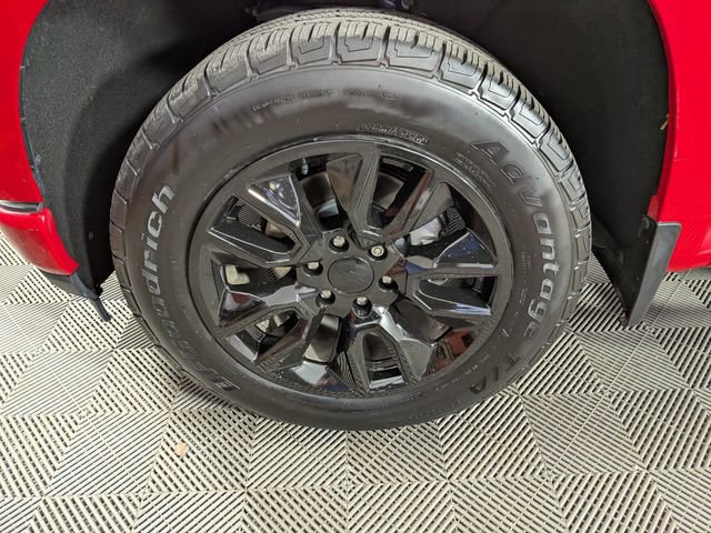 Used 2020 Chevrolet Silverado 1500 Custom w/ Custom Value Package AWD/4WD image 30