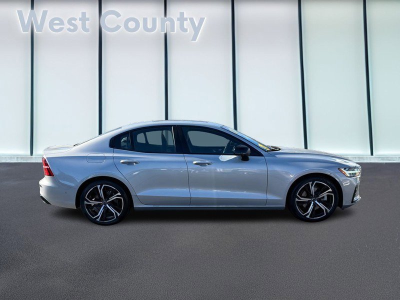 Certified 2024 Volvo S60 B5 Ultimate image 2