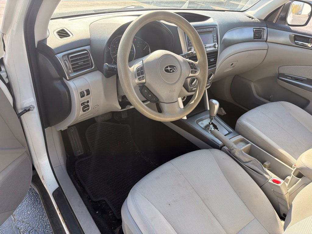 Used 2012 Subaru Forester 2.5X Premium w/ All-Weather Pkg AWD/4WD image 6
