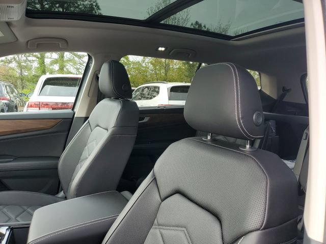 New 2026 Volkswagen Atlas SE FWD image 16
