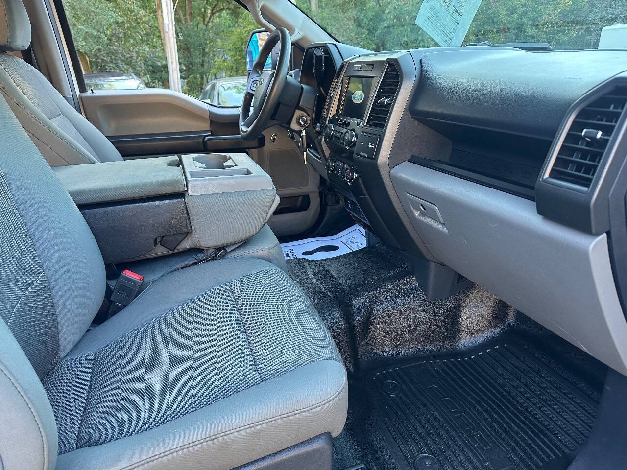Used 2022 Ford F250 XL w/ Power Equipment Group AWD/4WD image 7
