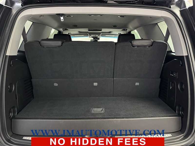 Used 2017 Cadillac Escalade Luxury AWD/4WD image 18
