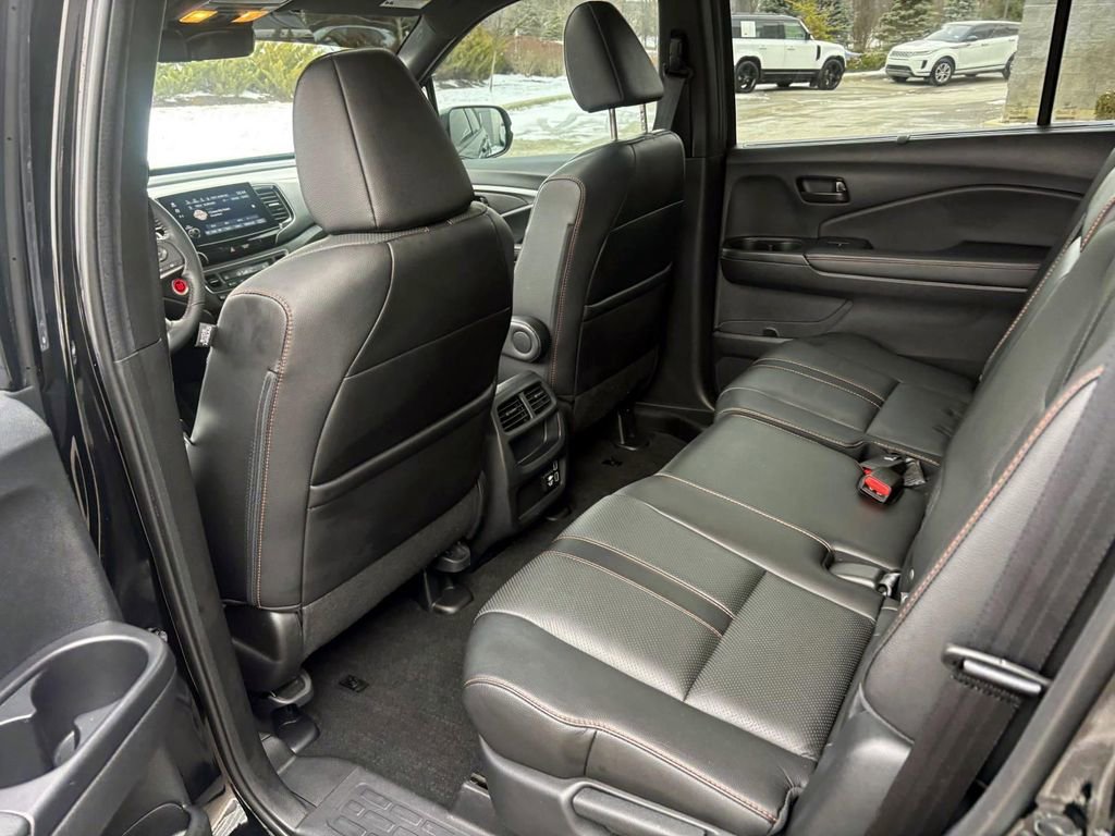 Used 2023 Honda Passport TrailSport image 28