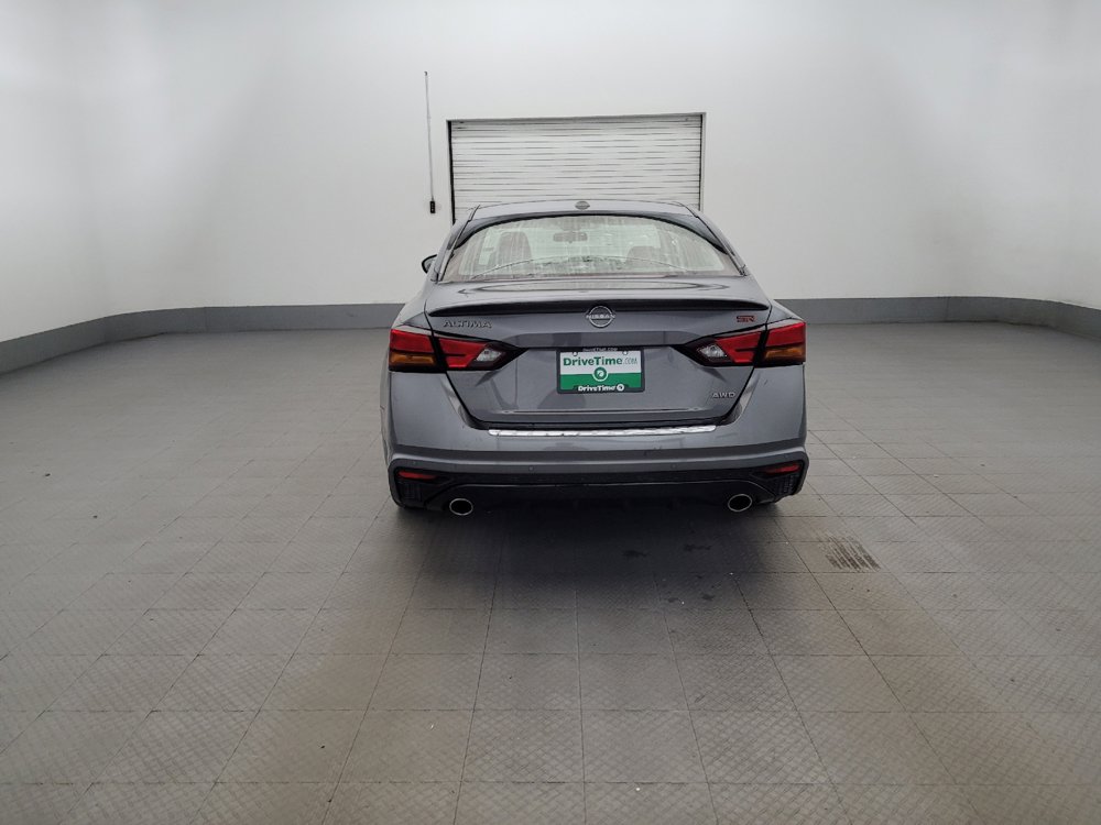 Used 2023 Nissan Altima 2.5 SR AWD/4WD image 6