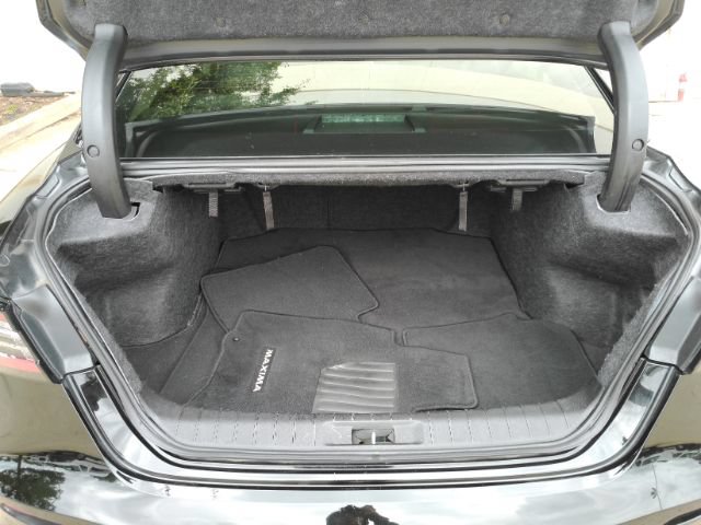 Used 2021 Nissan Maxima 3.5 SV w/ Floor Mat Group FWD image 25
