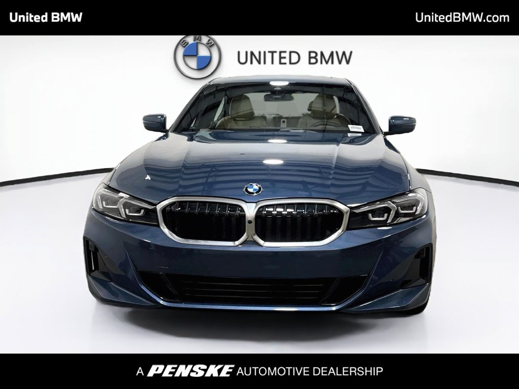 New 2026 BMW 330i Sedan w/ Premium Package RWD image 2