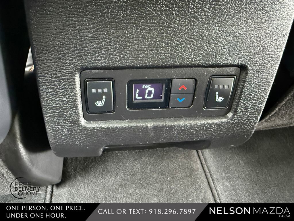 Used 2022 Mitsubishi Outlander SEL AWD/4WD image 38