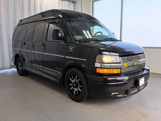 Used 2015 Chevrolet Express 2500 RWD image 4