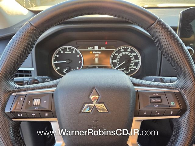 Used 2022 Mitsubishi Outlander SE FWD image 29