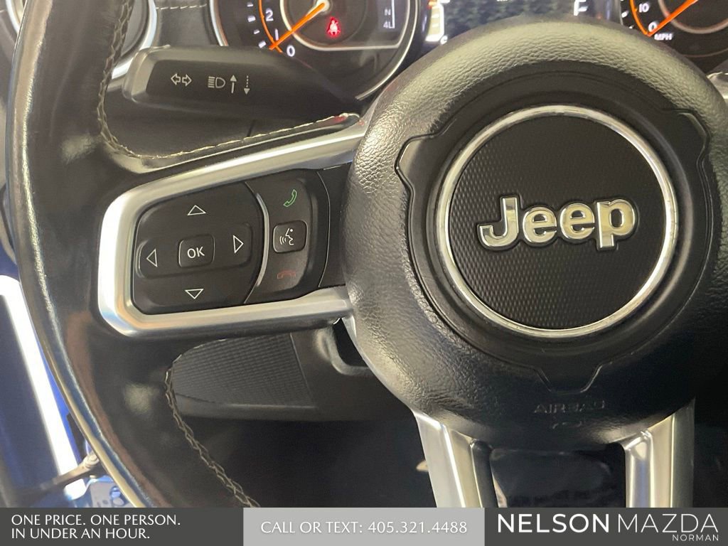 Used 2020 Jeep Gladiator Overland AWD/4WD image 39