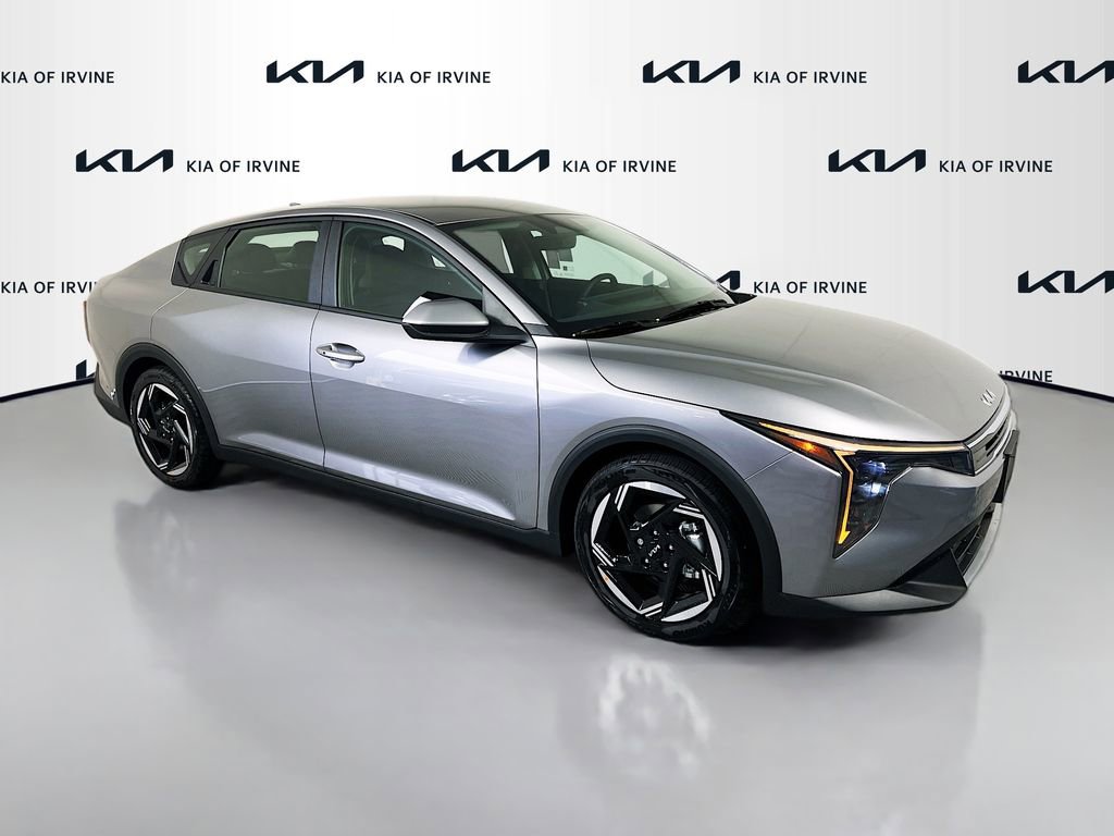 New 2026 Kia K4 EX