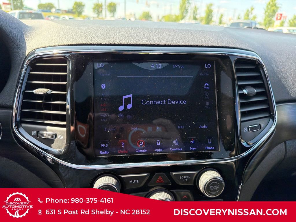 Used 2019 Jeep Grand Cherokee Altitude RWD image 16