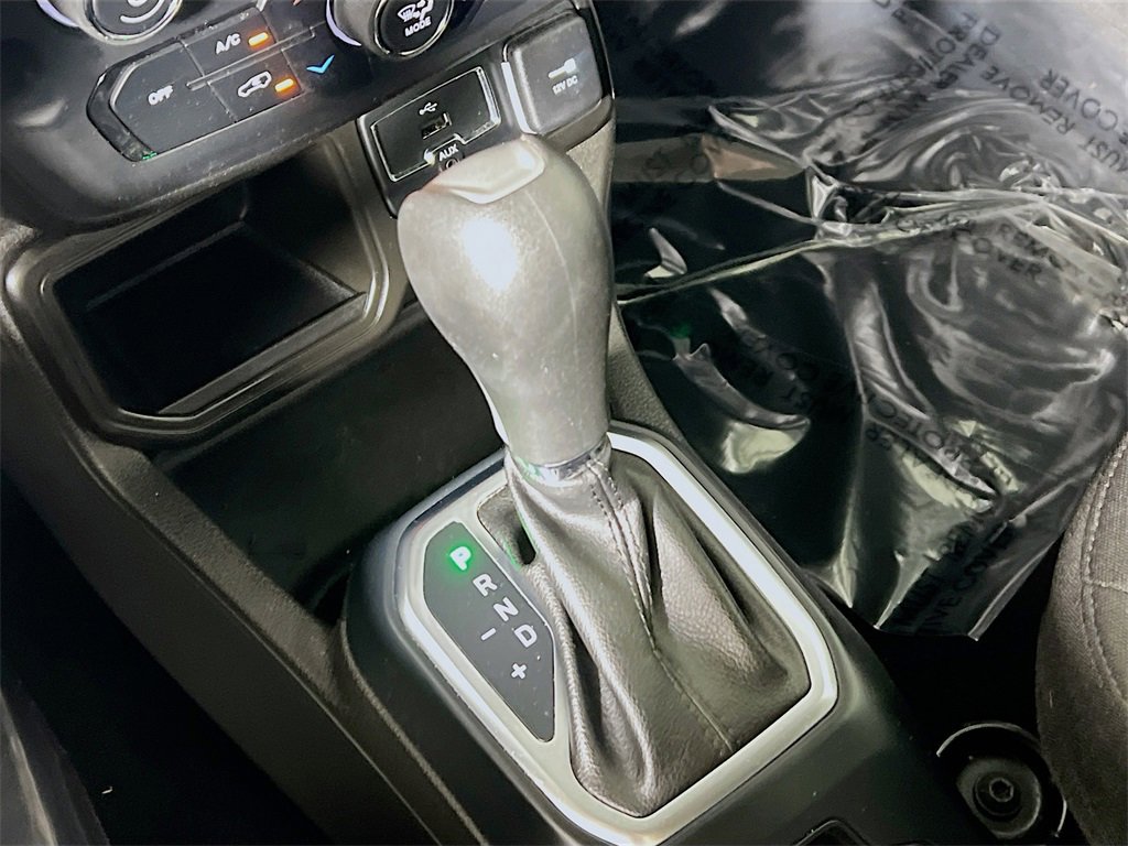 Used 2021 Jeep Renegade Latitude image 16