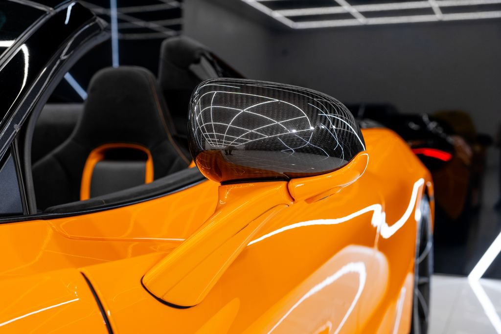 Used 2020 McLaren 720S Spider RWD image 13