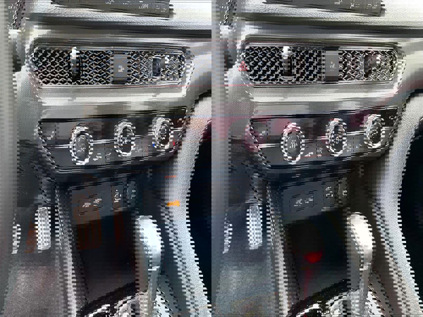 Used 2023 Acura Integra A-Spec image 31