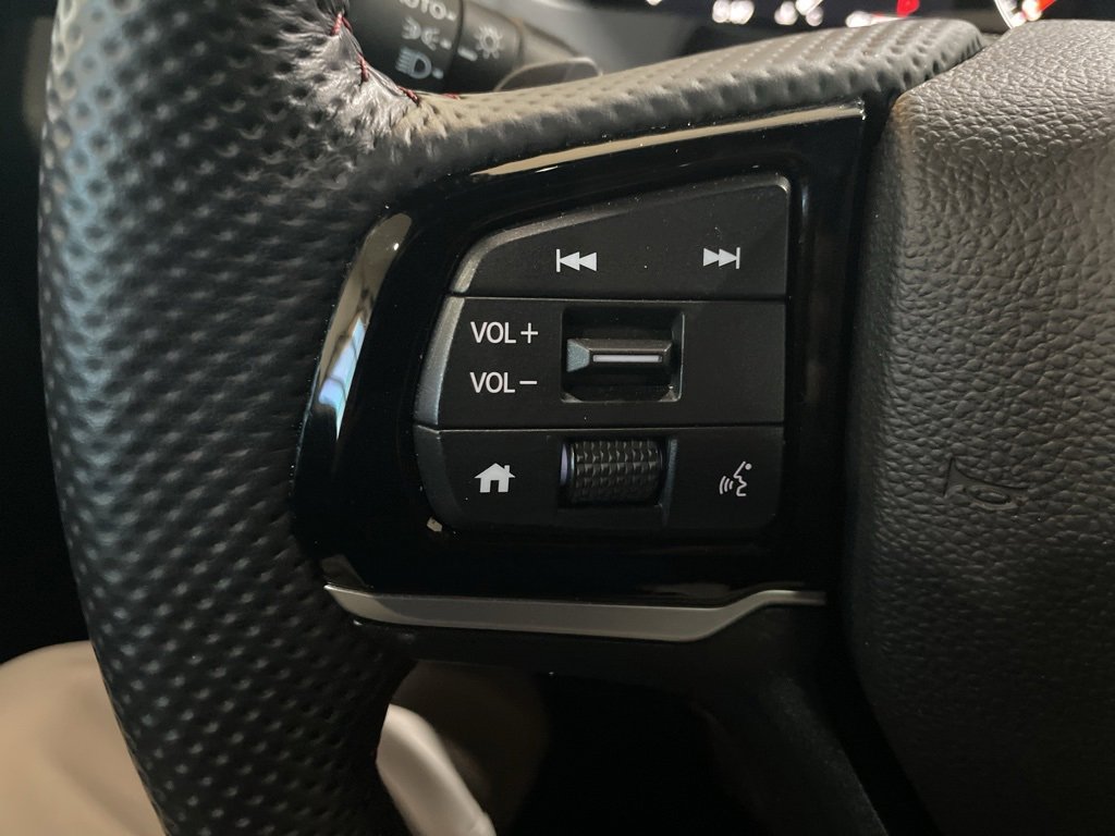 Used 2025 Honda Ridgeline Black Edition image 19