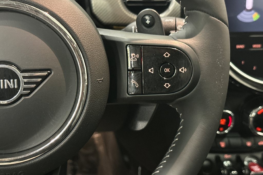 Used 2024 MINI Cooper S FWD image 29