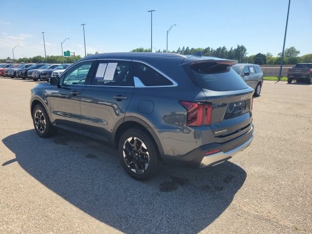 Used 2024 Kia Sorento S AWD/4WD image 25
