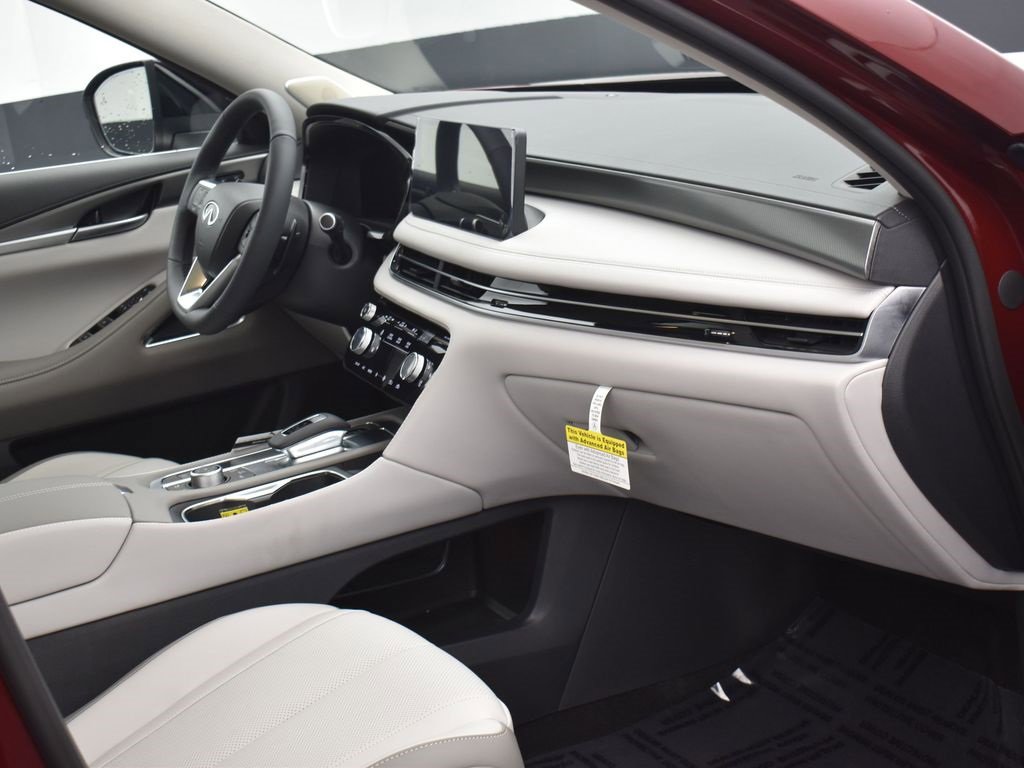 New 2026 INFINITI QX60 Luxe image 6
