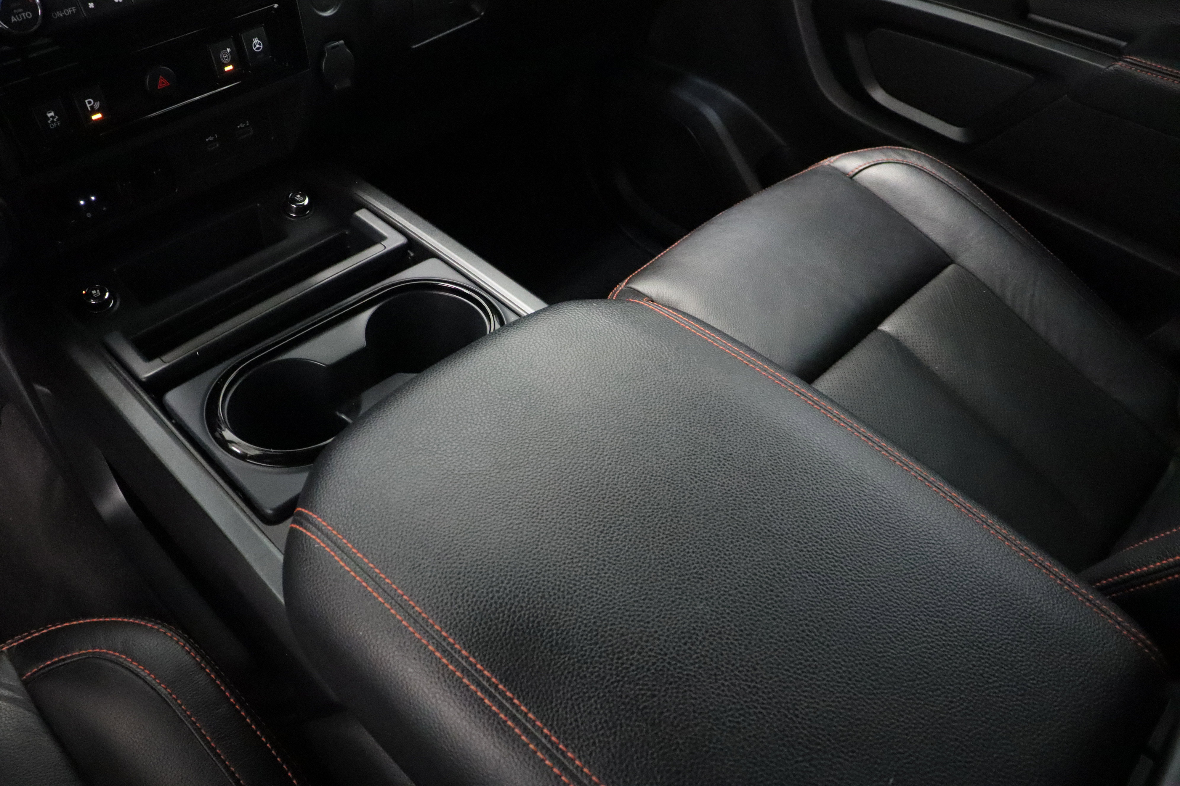 Used 2022 Nissan Titan PRO-4X w/ Pro-4x Convenience Package image 17