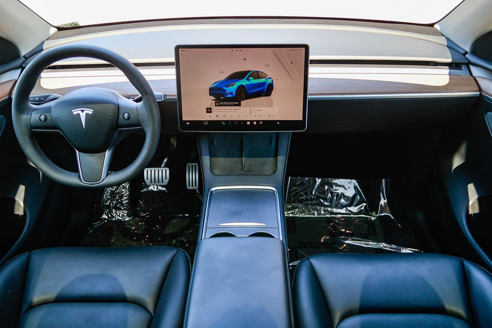 Used 2024 Tesla Model Y Performance image 12