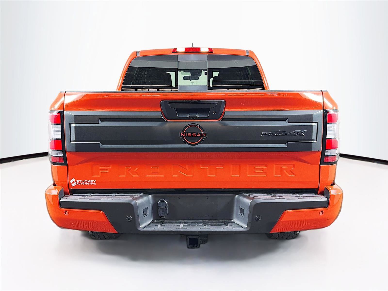 Used 2025 Nissan Frontier PRO-4X w/ Pro Convenience Package AWD/4WD image 6
