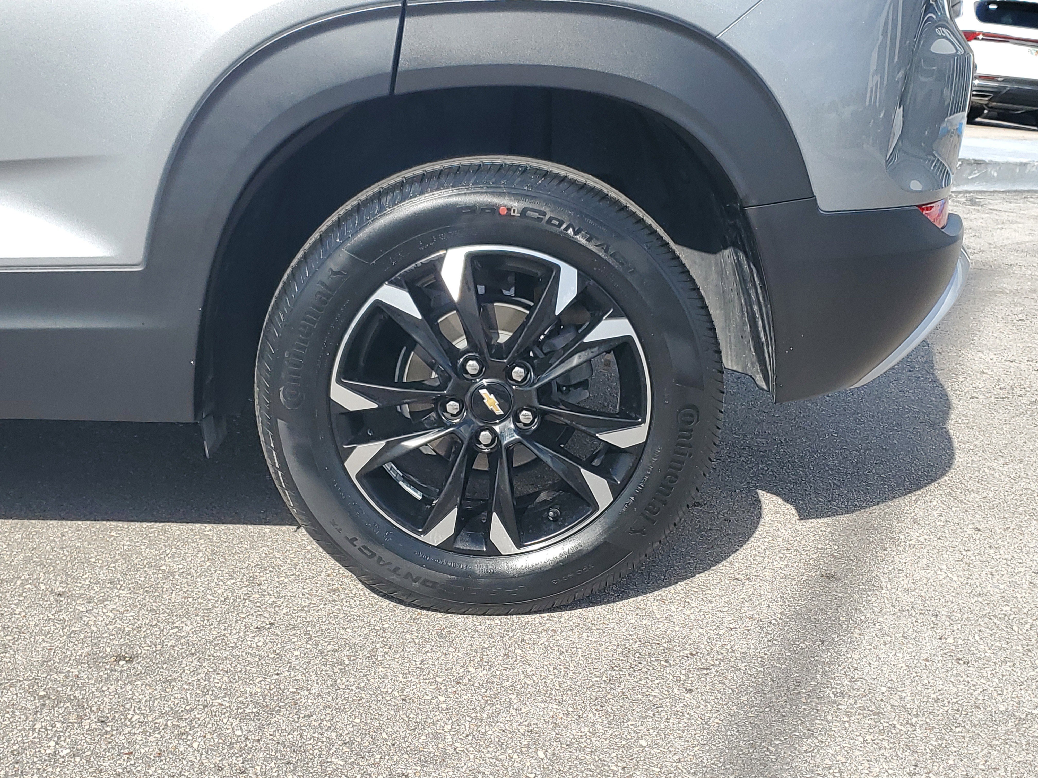 Used 2023 Chevrolet TrailBlazer LT w/ Convenience Package image 27