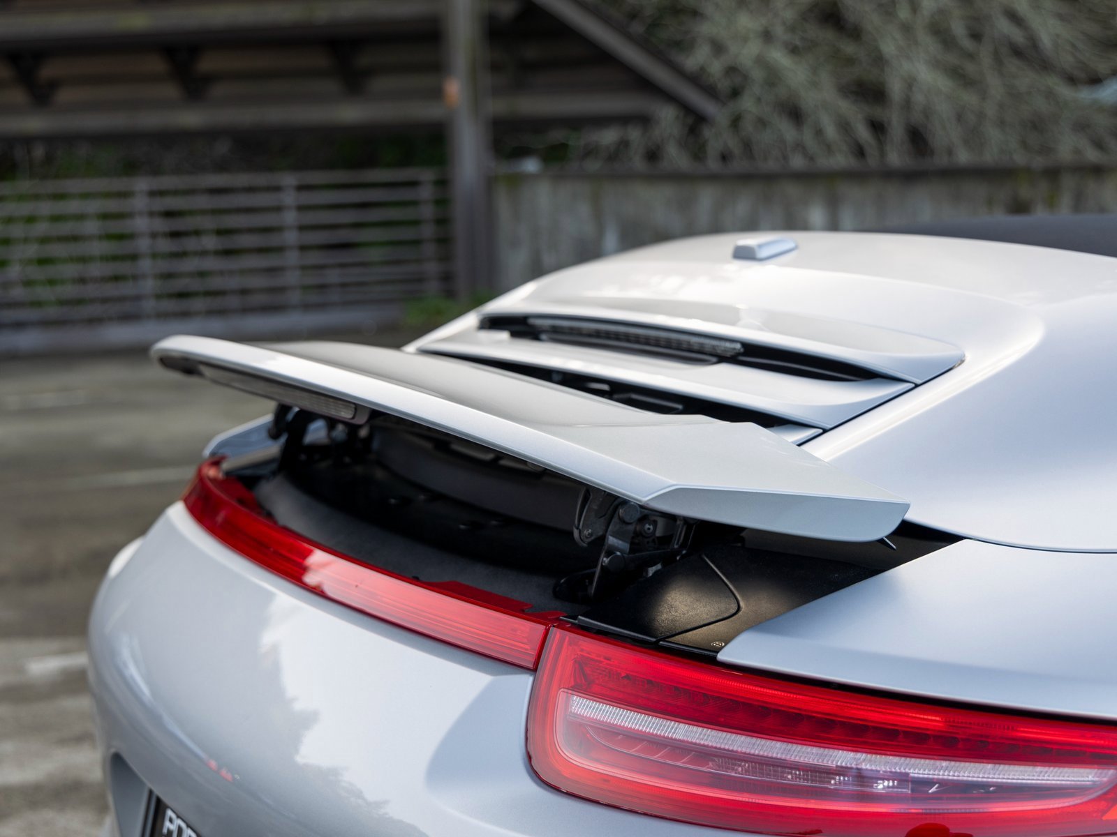 Used 2014 Porsche 911 Carrera 4S image 23