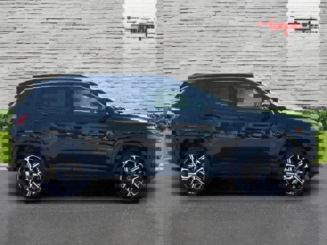 New 2025 Jeep Compass Limited w/ Sun & Sound Group image 6