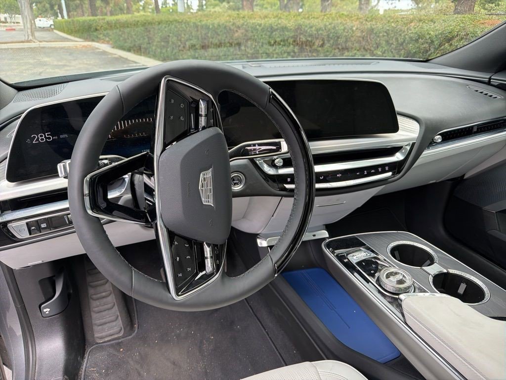 Certified 2023 Cadillac Lyriq 2WD image 11