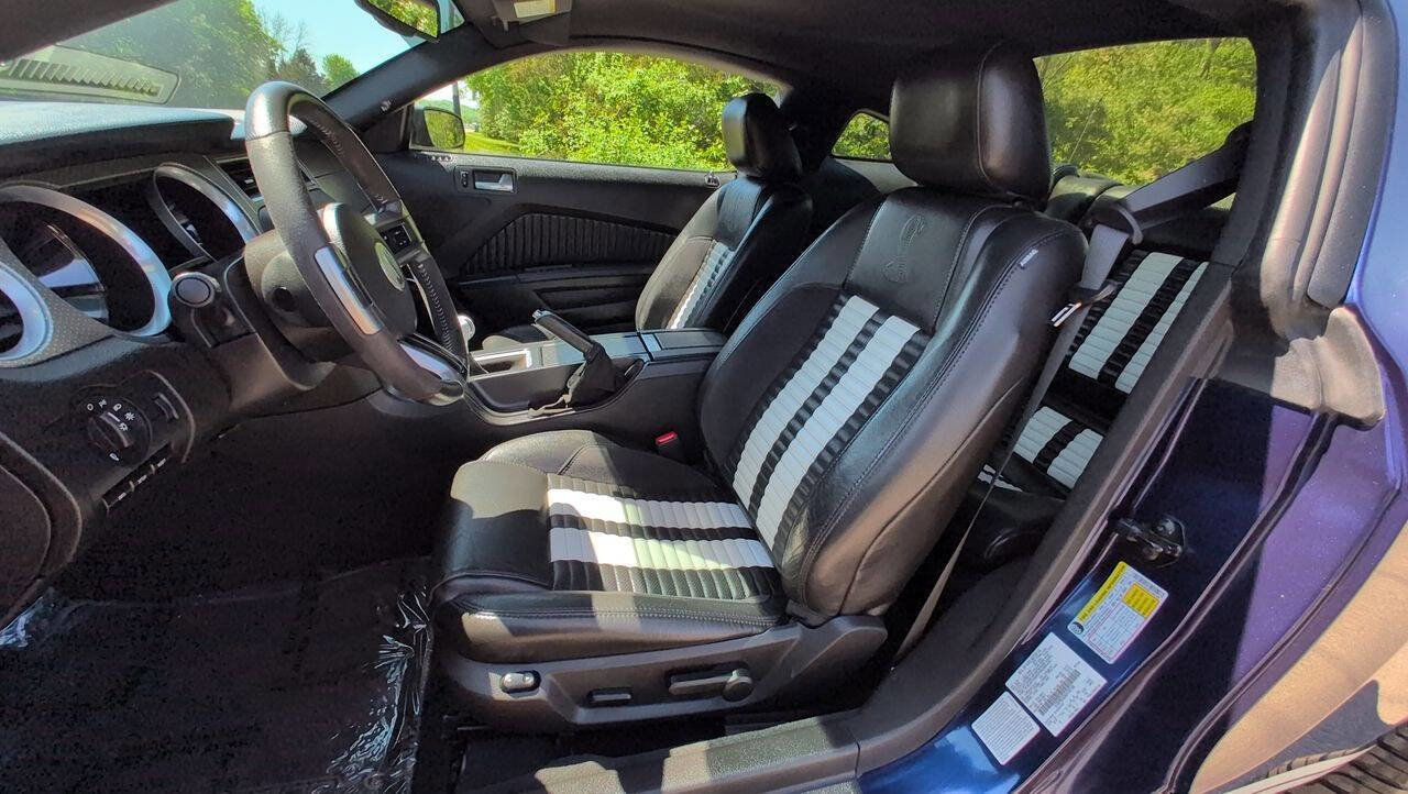 Used 2010 Ford Mustang Shelby GT500 image 16