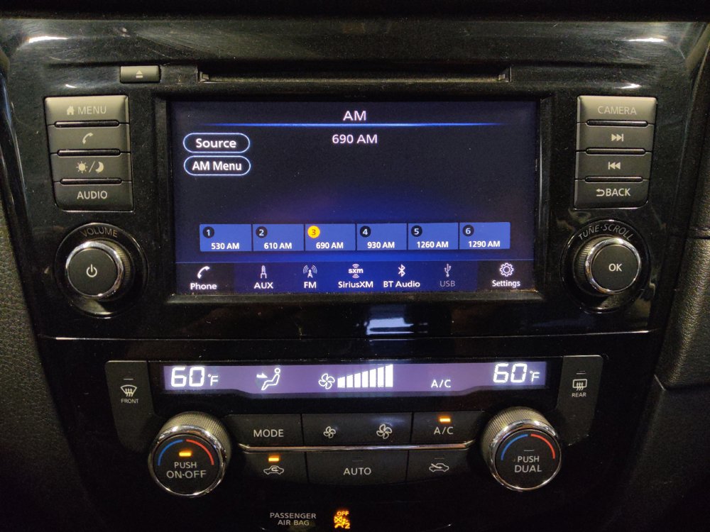 Used 2020 Nissan Rogue SV AWD/4WD image 25