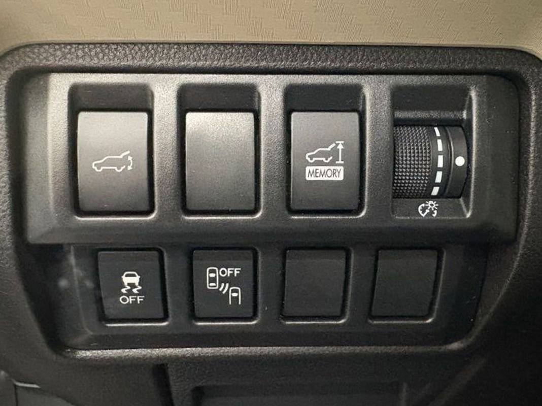 Used 2019 Subaru Ascent Premium image 22