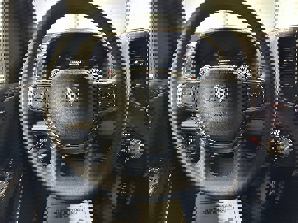 Used 2025 RAM 1500 Laramie image 19