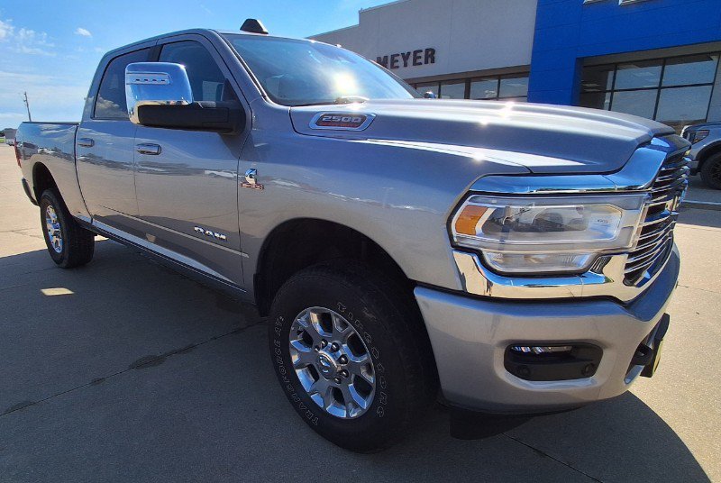 Used 2024 RAM 2500 Laramie w/ Safety Group AWD/4WD image 2
